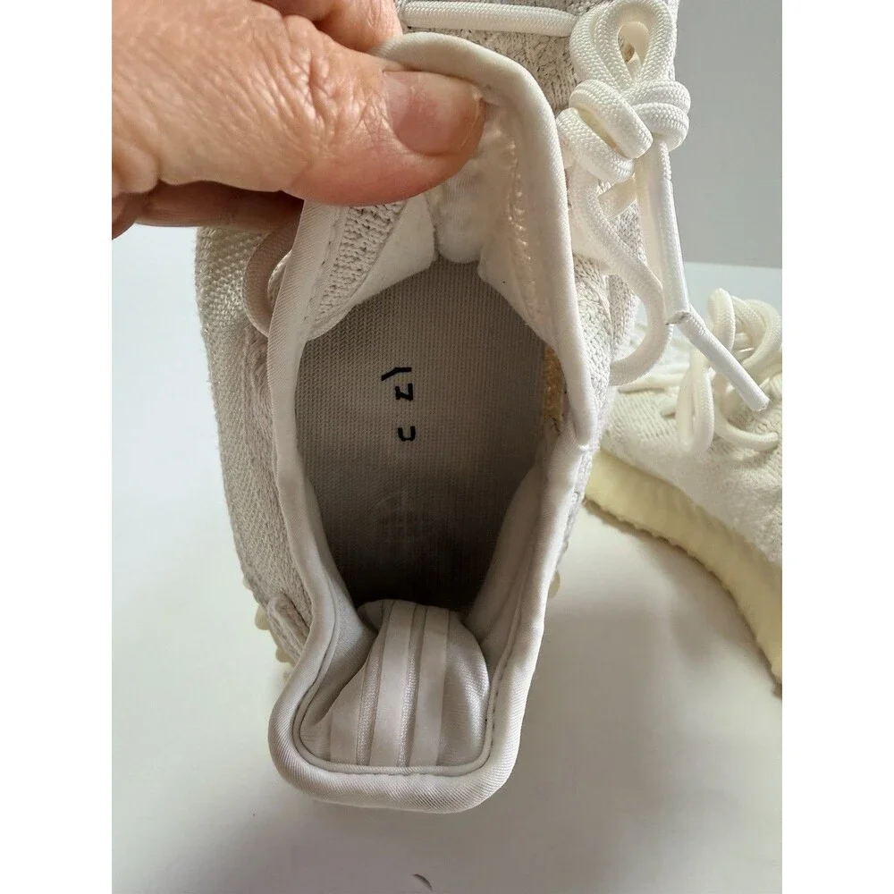 Adidas Yeezy Boost 350 V2 Light- Size 6 US (2021) GY3438